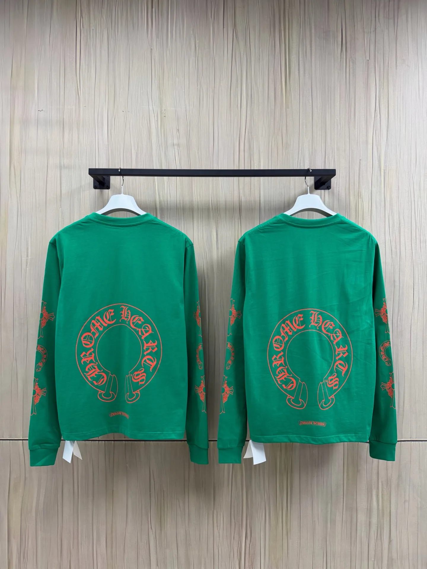 。【 In Stock】Chrome Hearts Orange size S M L XL Chrome Hearts 32 ， g， ， Green ， ， 、 ， 。 ， ， ， Classic ， ， 。 Yellow ， ， 、 ， 。 ， ， ， ， ， ， ， Classic 。 ， ， Same Style ， ， ， ， Same Style。